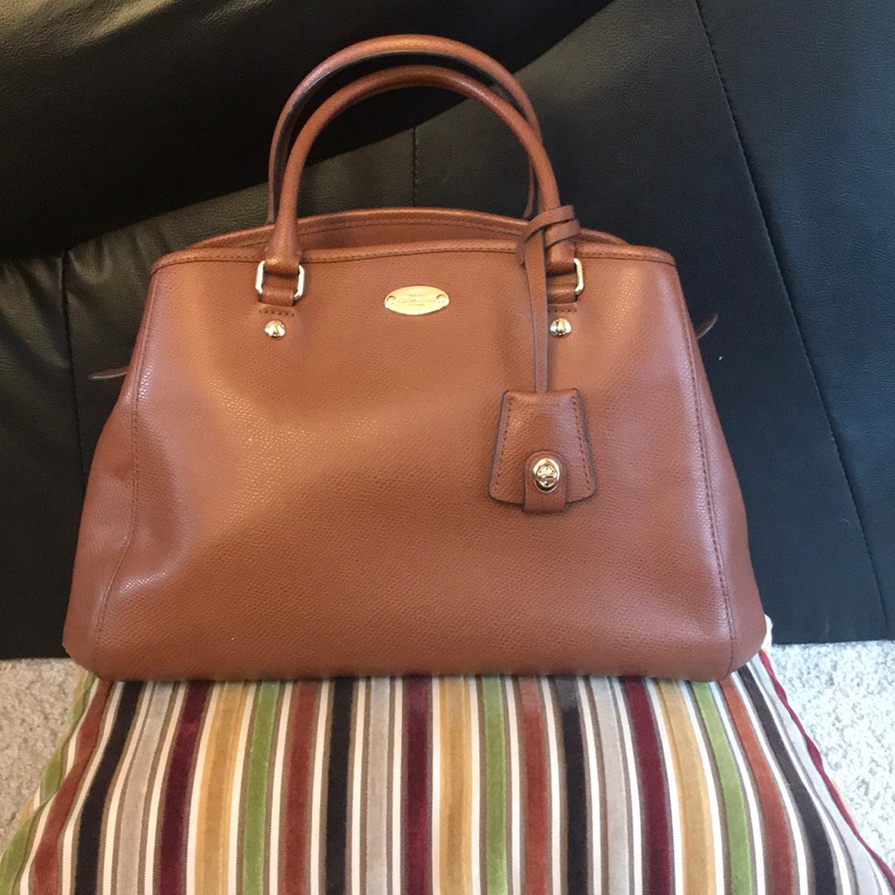 Brown cobbled leather coach handbag